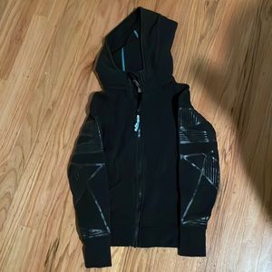 Ivivva black hooded zip up size 7 kids